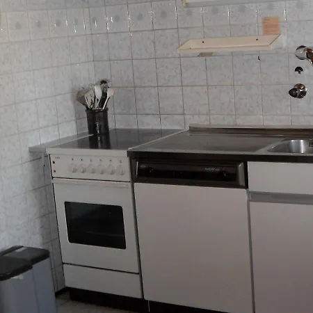 Spacious Farmhouse In With Garden Appartement *